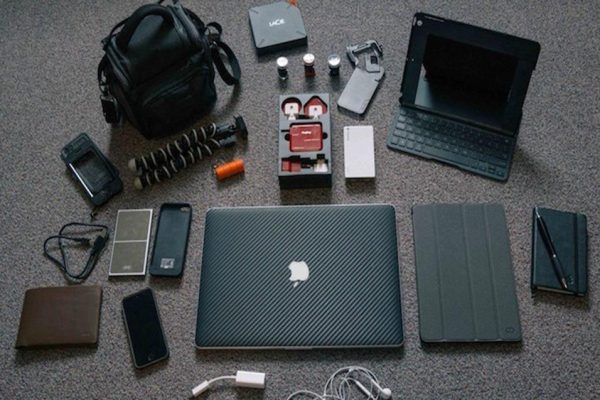 Best Tech Gadgets for Traveling